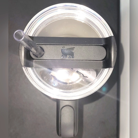 Stanley 40 oz Stainless Steel H2.0 FlowState Quencher Tumbler -Jet Black - Picture 3 of 3